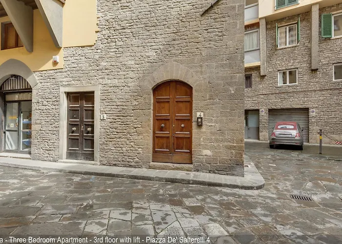 Salterelli Apartments By Mamo Florence